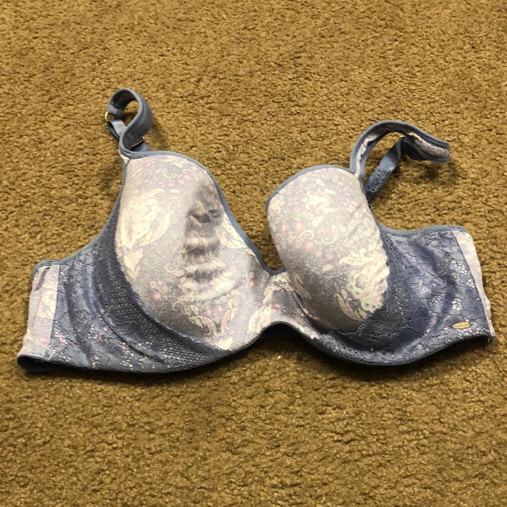 Jessica Simpson Bra